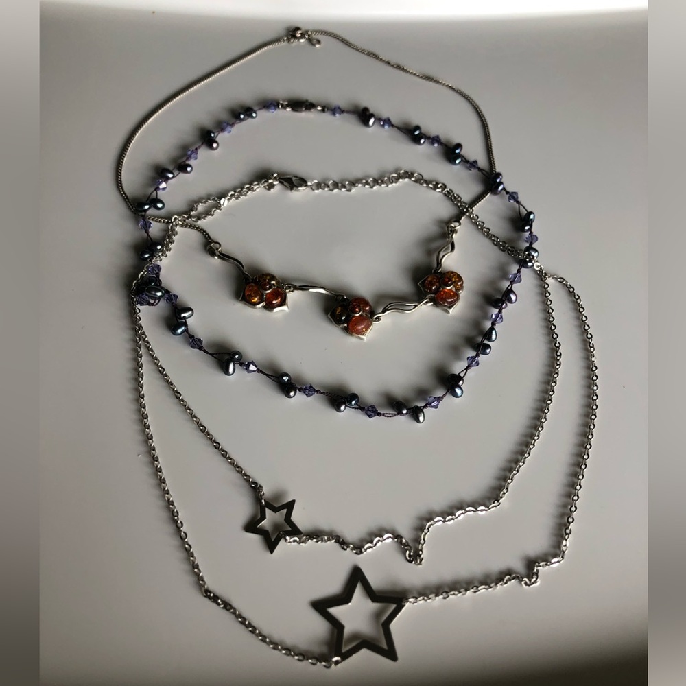Lot of sterling silver necklaces and a pair of matching earrings, EUC!